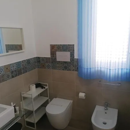 36 Passi Dal Mare 2.0 Bed and breakfast 3*