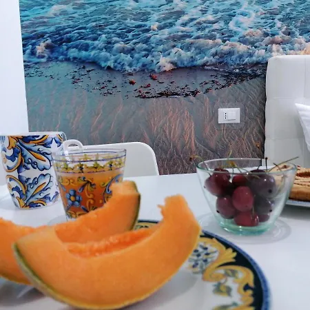 36 Passi Dal Mare 2.0 Bed and breakfast 3*